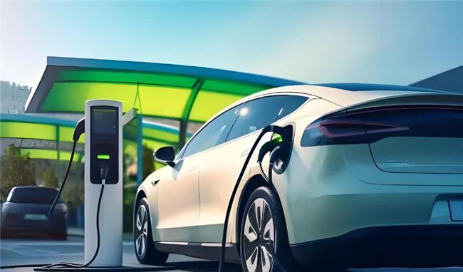 廣州穗月汽車(chē)服務(wù) 多元業(yè)務(wù)，創(chuàng)新領(lǐng)航 新能源汽車(chē)整車(chē)銷(xiāo)售